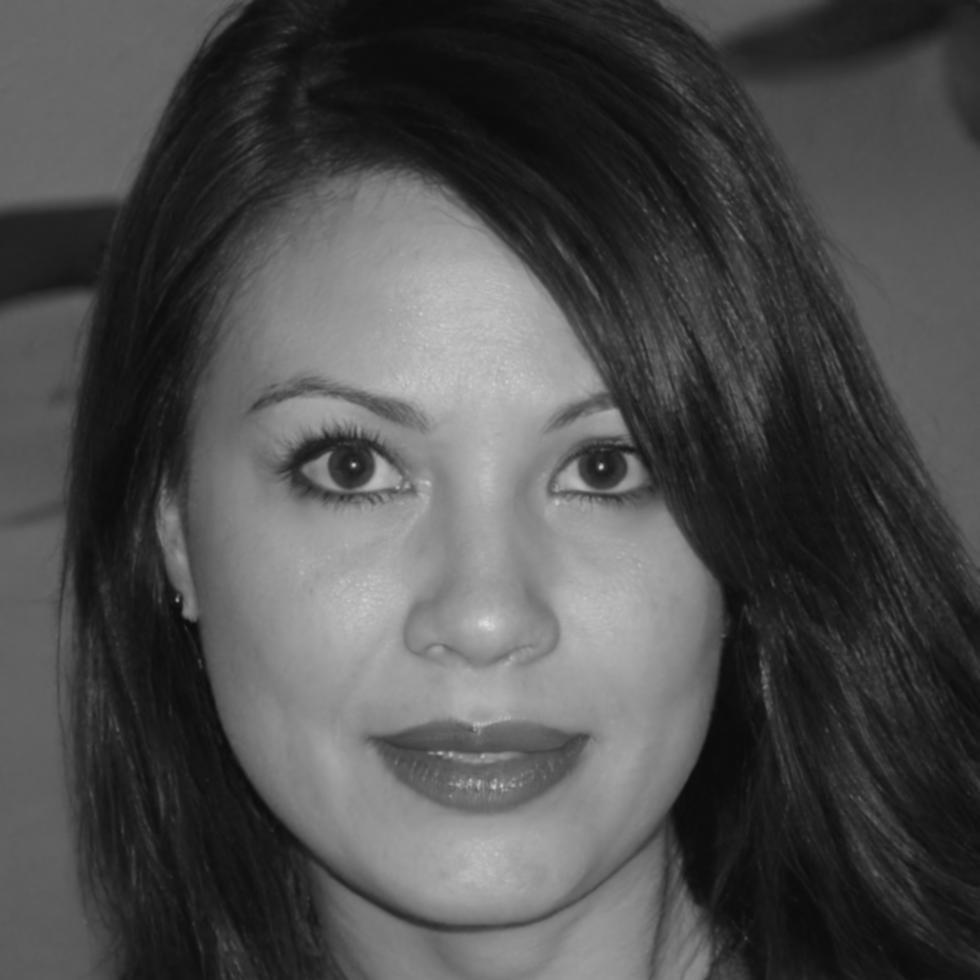 Silje Mikkelsen investment mentor guiding participants through long-term wealth building